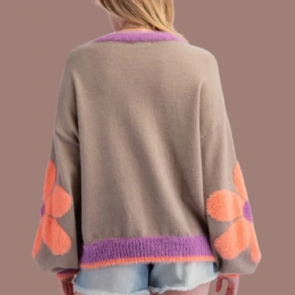 NEW Fabulous Boho Daisy Pattern Knit Relaxed Fit Pullover Sweater - Picture 4 of 5